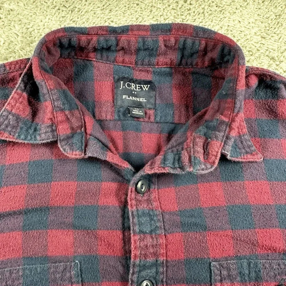 J.Crew Flannel Shirt Mens Medium Red Blue Mid Weight Button Up Long Sleeve‎